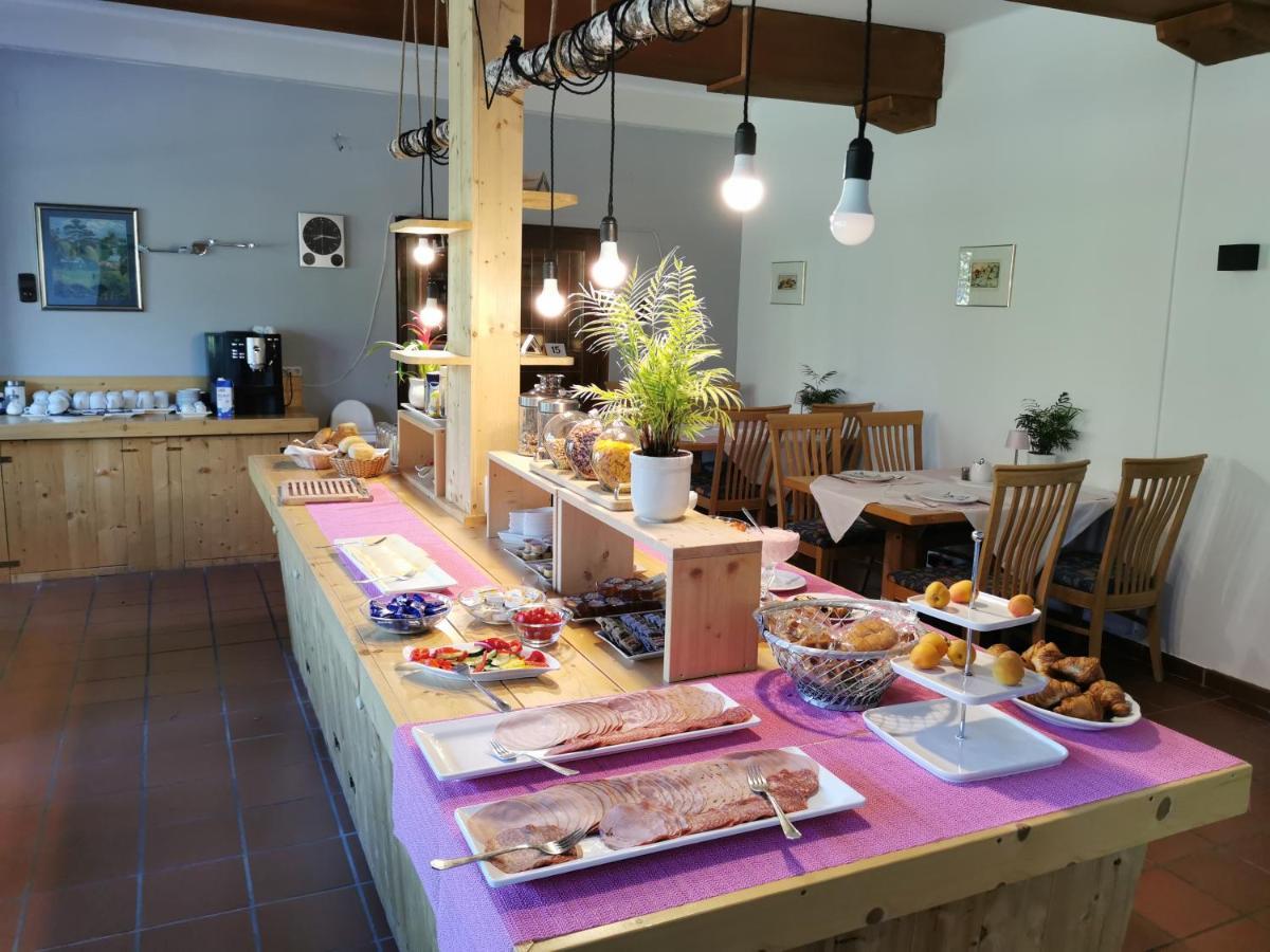 Landhotel Kastanienhof グンダースハイム エクステリア 写真